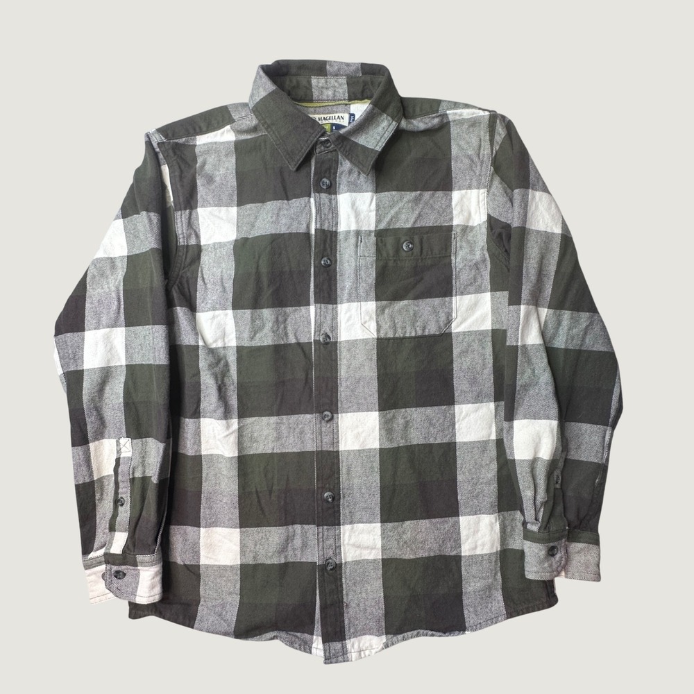 Magellan Outdoors Shirt Mens S Green Buffalo Plaid Adventure Gear Loose Cotton